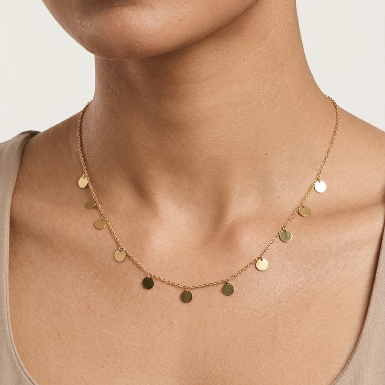 ROSIVAA Disc Charm Choker