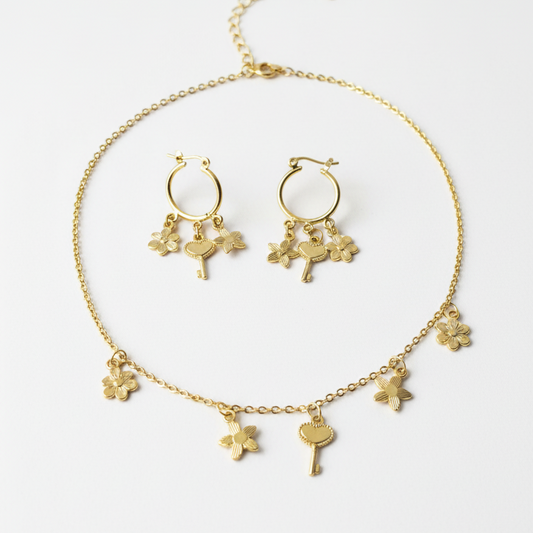 ROSIVAA Gold Flower & Key Charm Jewelry Set