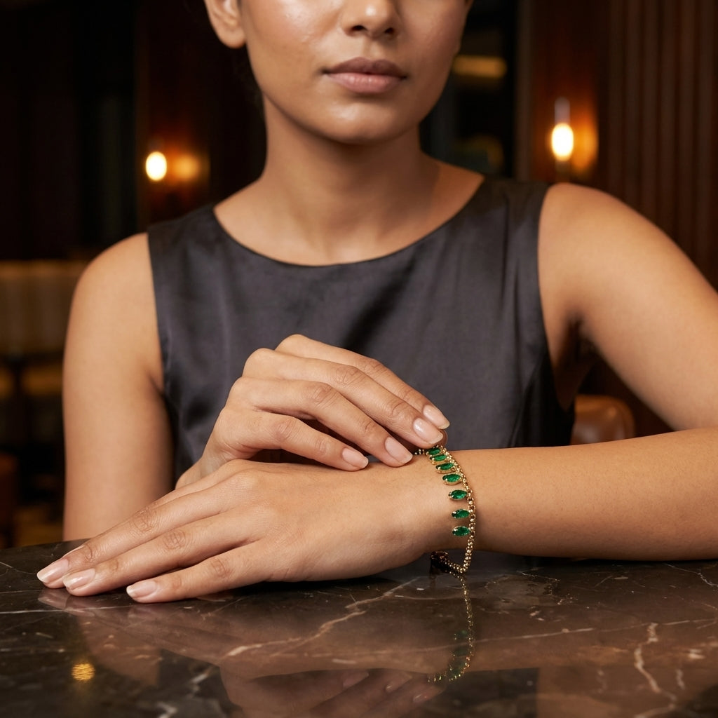 ROSIVAA Premium Emerald Marquise Bracelet