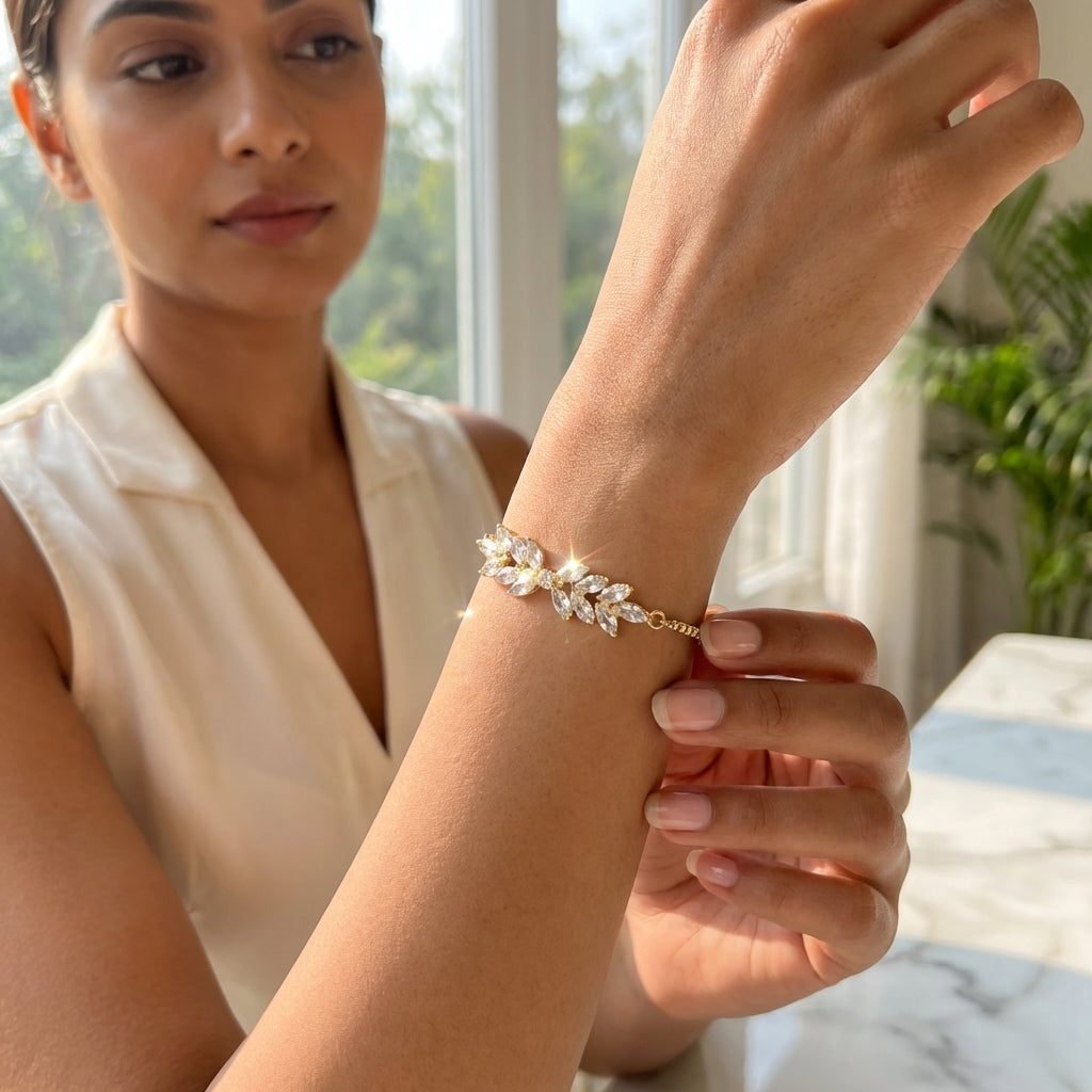 ROSIVAA Premium Marquise Crystal Leaf Bracelet
