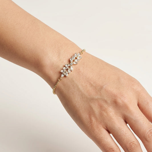 ROSIVAA Premium Marquise Crystal Leaf Bracelet