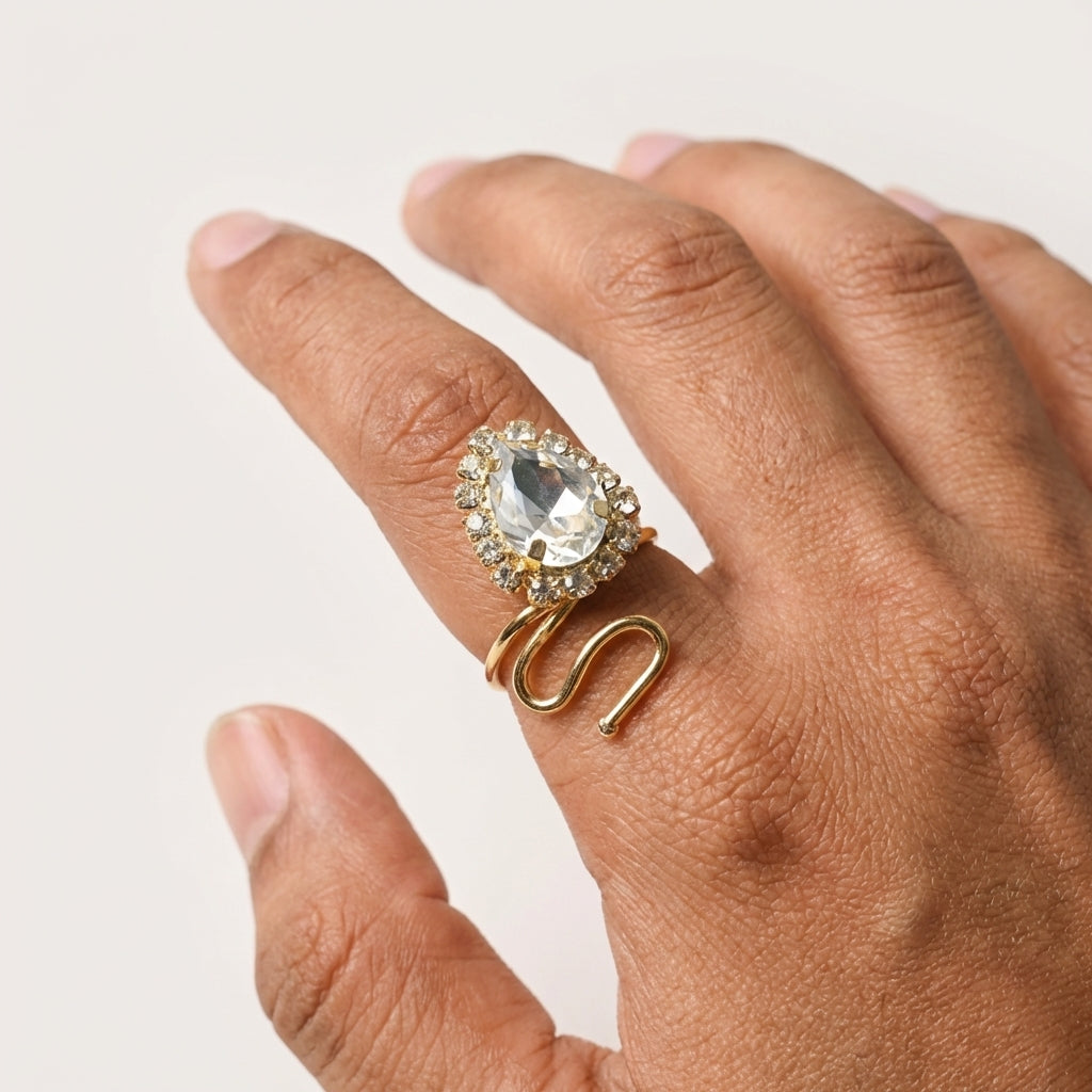 ROSIVAA Halo Pear Snake Ring