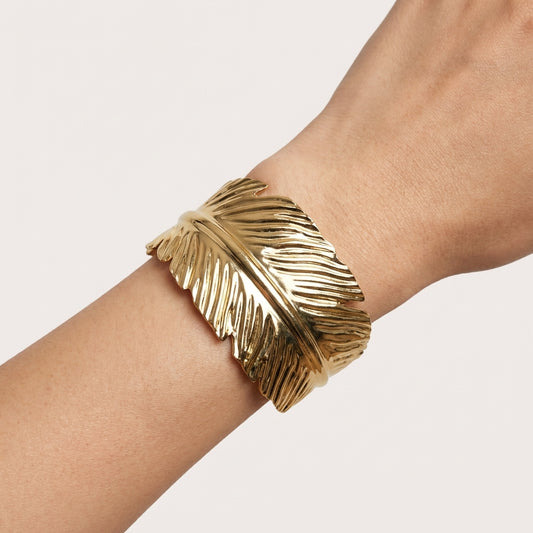 ROSIVAA Golden Feather Cuff